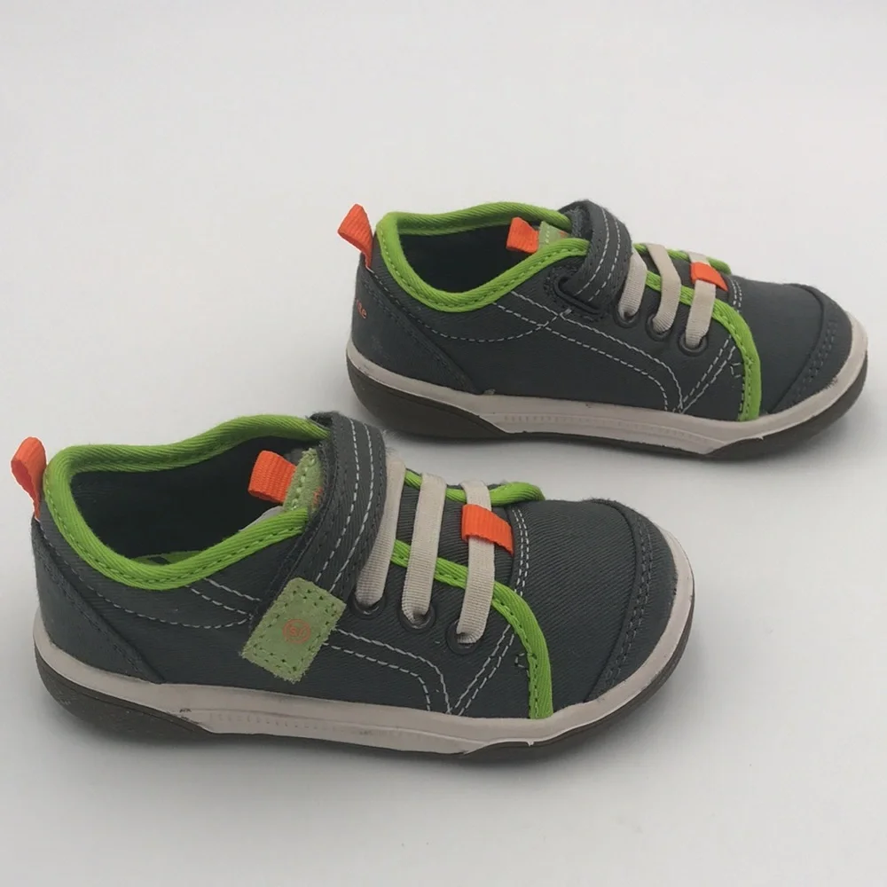 Stride Rite Dakota Sneakers (toddler size 6)